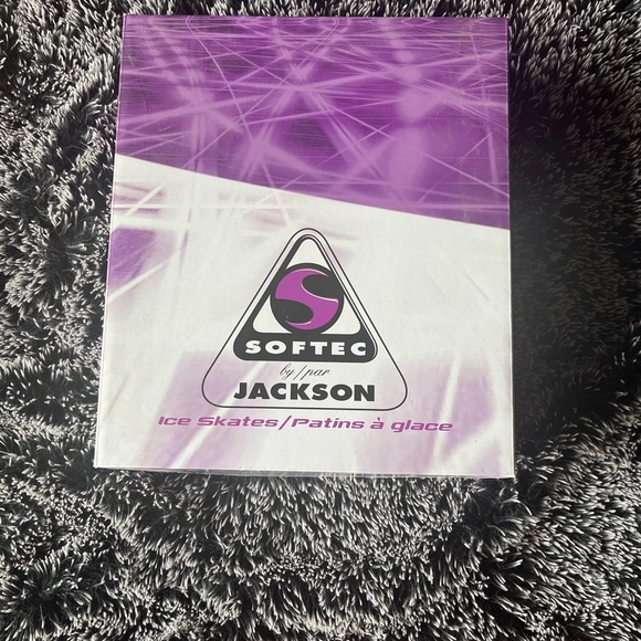 NIB skates - Picture 2 of 5